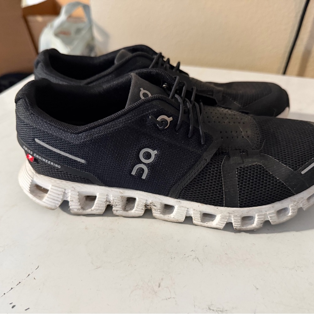 Women's Cloud 5